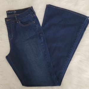 Old Navy Flare Stretch Jeans 6 EUC  Medium Blue 31.5" Inseam 12" Flare
